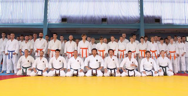 Stage International Karate-do dirigé par Maître Valeriy Maistrovoy 7e dan (Crimée, Ukraine).