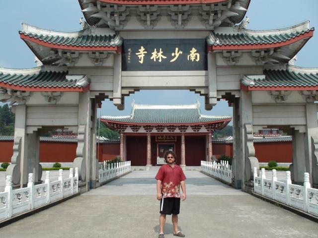 Chine, province du Fujian. Temple de Nan Shaolin. Maître Valeriy Maistrovoy.